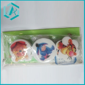 Wholesale cartoon lovely design round shape eraser with cute print in promotion