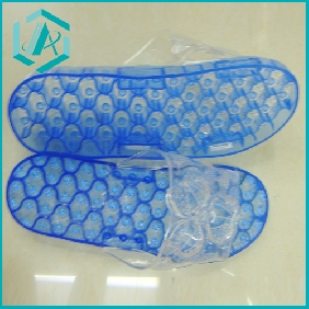 Wholesale Fashion plastic PVC massage slippers with new design nice colours