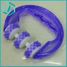 Wholesale High quality body plastic massager with battery and nice colours