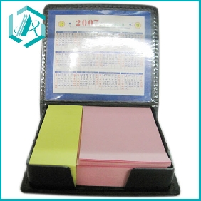 New self-adhesive notepad with calendar