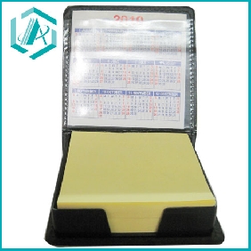 Wholesale Fashioan yellow self-adhesive notepad with calendar