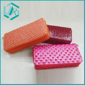 Wholesale three nice colors 2010 new fashionable pvc purse