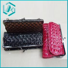 black and red color 2010 new hot selling fashion lady purse/wallet