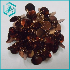 Wholesale Fashionable measle and paillette brooch