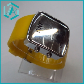 Wholesale Square shape LED watches with yellow color, top quality silicon belt