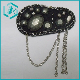Wholesale Fashionable metal chain decoration crystal brooch