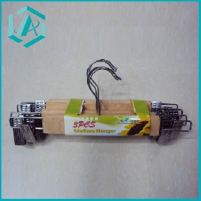 Wholesale pratical home daily use wooden clothes hanger
