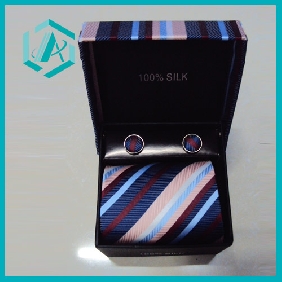 Wholesale beautiful popular business necktie with strips