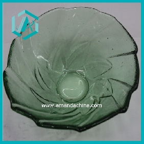 Wholesale circinate  trim  glass pressed candy bowl