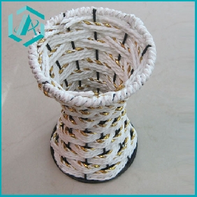 Wholesale Beautiful design & unbeatable price gold string twined iron flower baskets
