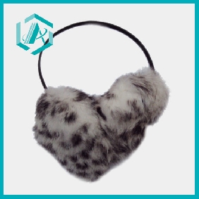 Wholesale 2010 winter best seller cony hair earmuff with fashion leopard stripes