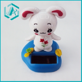 Wholesale white bunny with bule pedestal solar wiggler