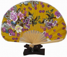 Wholesale unique desgin elegant feel fashion yellow Round Bamboo hand fan