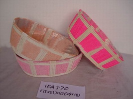 Wholesale Europe desgin fashion Oval Colored Wicker Baskets with Plastic Liner