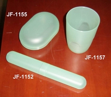 Wholesale Shiny green color convenient portable PLASTIC TOOTHBRUSH HOLDER SOAP DISH set