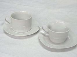 Wholesale white coffee cup saucer couple shape porcelain tray and dishes