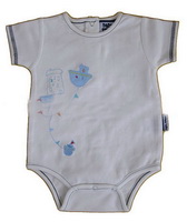 Embroidered unisex cotton well processed short sleeve baby wear