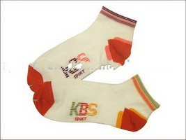 Wholesale White and red Breathable Children cotton socks for gifts
