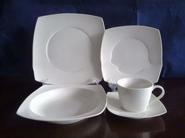 porcelain dinnerware set