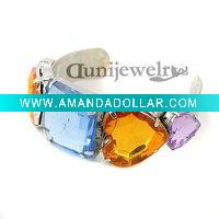 Wholesale Fashion Ladies' Korea Chunky Acrylic Cuff Bangles