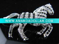 Wholesale lovely horse crystal alloy brooch