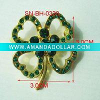 Wholesale lucky brooch