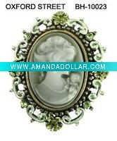 pin brooch