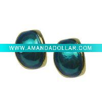 Fashion stud earring