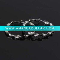 Wholesale 2011 new design pretty small hoop earrings