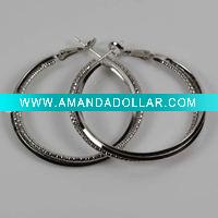 Wholesale 2011 ladies fashion white silver hoop earrings