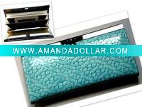 flip latch purse