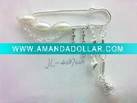 Wholesale garment decoration charm pin