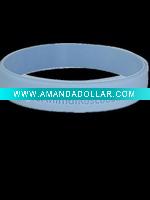 Wholesale Charming silicone glow in dark bracelet