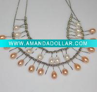 rice A freshwate pearl necklace