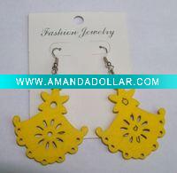 lovely fashion wood earrings
