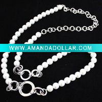 shell pearl necklace