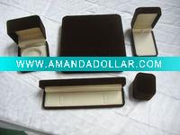 Wholesale velvet round corner plastic jewelry box