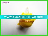 Wholesale handmade colored glass pendant with the shape of cat yellow color