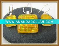 glass pendant and earrings jewelry set