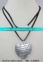2011 fashion leather necklace