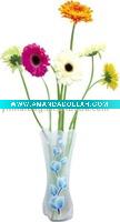 Foldable plastic vase