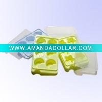 Plastic ice cube tray