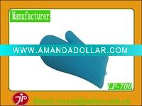 Insulated hand shape silicone oven mitts