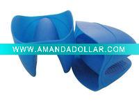 silicone oven mitt
