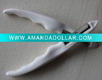 Vegetable and fruit peeler