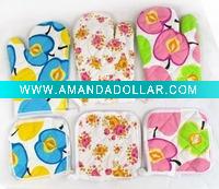 Wholesale beautiful customised kitchen oven mitt