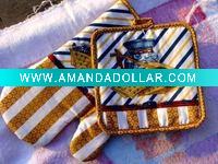 Wholesale promotion oven mitt with pot holders