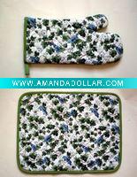 Wholesale fashion oven mitts and pot holders