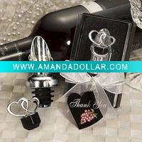 Wholesale Wedding favors,metal favors-Interlocking Heart Design Wine Bottle Stopper and Pourer Wedding Favors