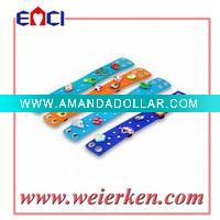 Wholesale fashionable design silicone pvc bracelet/cheap silicone bracelets